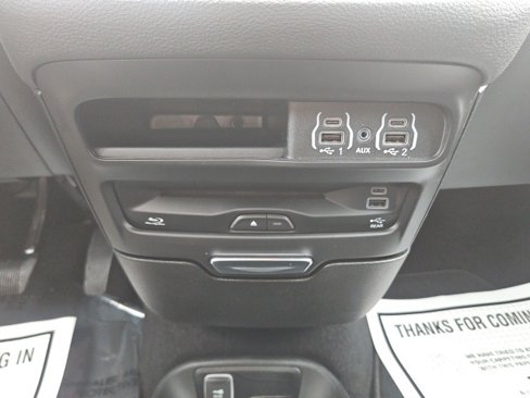 New 2025 Chrysler Pacifica Select w/ Uconnect Theater Family Group image 23