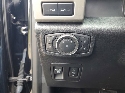 Used 2020 Ford F150 Lariat w/ Equipment Group 502A Luxury image 15