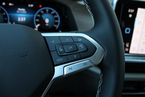 New 2026 Volkswagen Atlas SE image 14