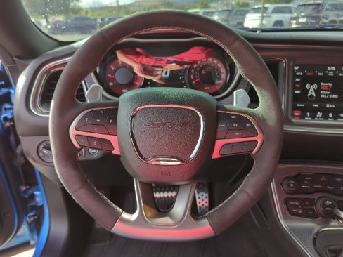 Used 2019 Dodge Challenger SRT Hellcat Redeye image 11