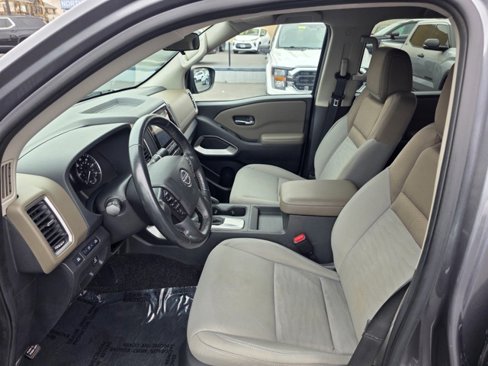 Used 2022 Nissan Frontier SV image 9
