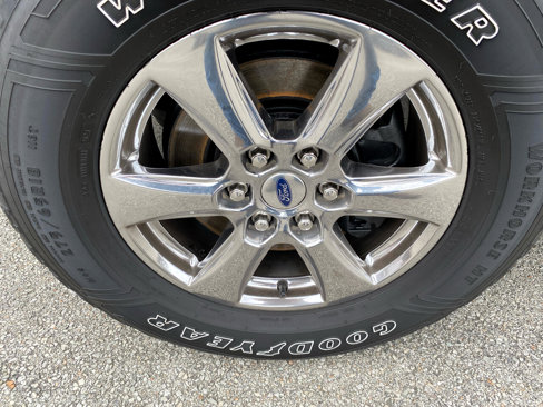 Used 2019 Ford F150 XLT w/ Equipment Group 302A Luxury image 10