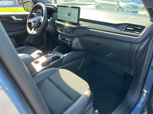 Used 2025 Ford Escape ST-Line w/ Tech Pack #1 image 10