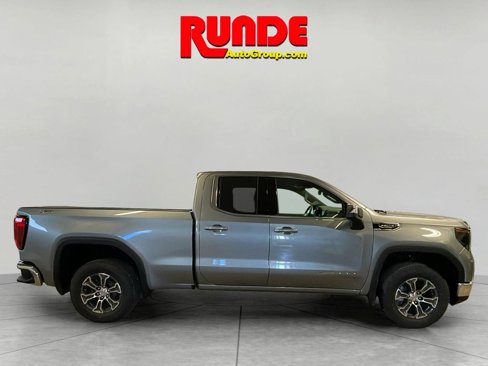 New 2026 GMC Sierra 1500 SLE image 6