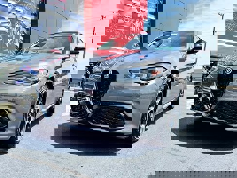 New 2025 Alfa Romeo Giulia AWD w/ Driving Assist Package image 24