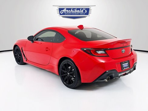 Used 2023 Toyota GR86 Premium image 5