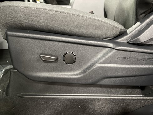 New 2026 Ford F250 XLT w/ XLT Premium Package image 13
