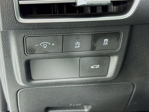 Certified 2025 Hyundai Sonata SE image 10
