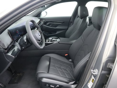 Used 2025 BMW 530i image 20