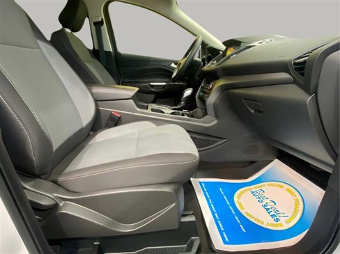 Used 2019 Ford Escape SE image 22
