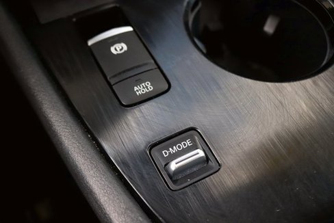 Used 2024 Nissan Rogue S image 19