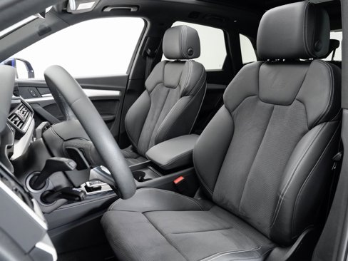Used 2024 Audi Q5 e Premium Plus w/ Premium Plus Package image 5