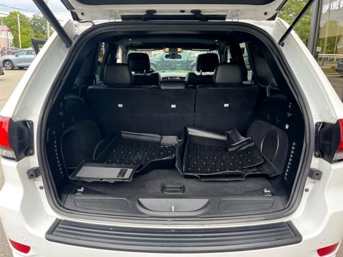 Used 2021 Jeep Grand Cherokee Laredo X image 21