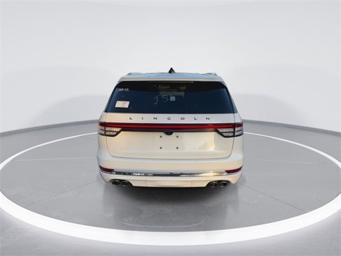 New 2025 Lincoln Aviator Black Label image 7