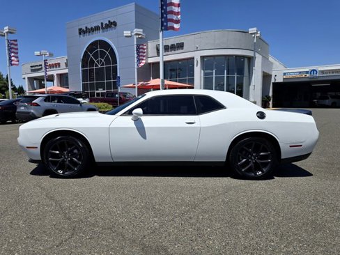 Certified 2021 Dodge Challenger SXT w/ Blacktop Package image 8