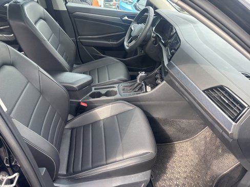 Used 2022 Volkswagen Jetta SE image 7