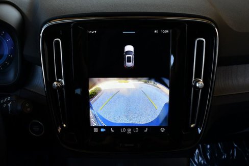 Used 2024 Volvo XC40 B5 Plus image 51