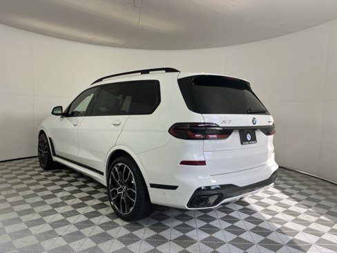 New 2026 BMW X7 xDrive40i w/ Executive Package image 5