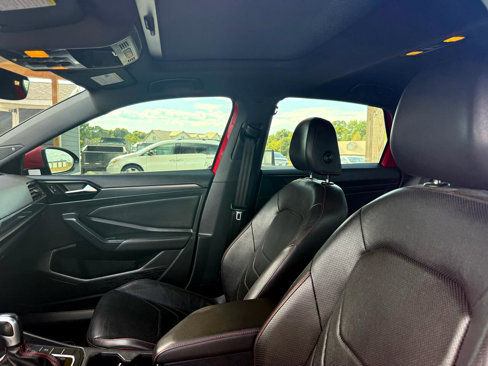 Used 2020 Volkswagen Jetta GLI Autobahn image 18