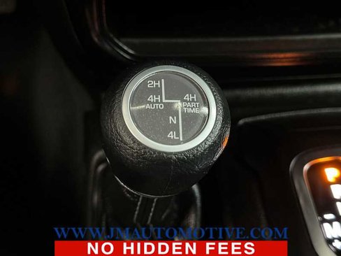 Used 2024 Jeep Wrangler Sport S image 31