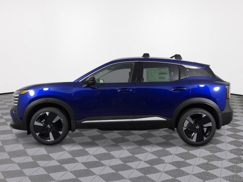 New 2026 Nissan Kicks SR image 7
