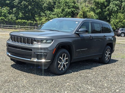 New 2025 Jeep Grand Cherokee L Limited image 5
