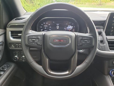 Used 2024 GMC Yukon AT4 image 15