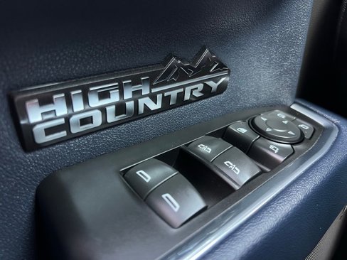 Used 2023 Chevrolet Silverado 1500 High Country w/ Z71 Off-Road Package image 46