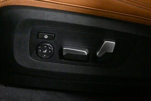New 2026 BMW X5 xDrive50e w/ M Sport Package image 28