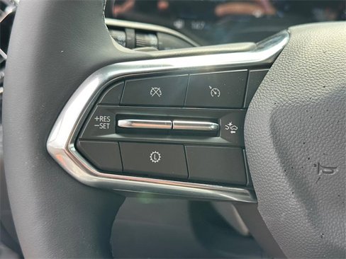 New 2026 Chevrolet Equinox LT w/ Convenience Package II image 19