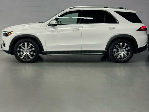Used 2024 Mercedes-Benz GLE 350 4MATIC image 2