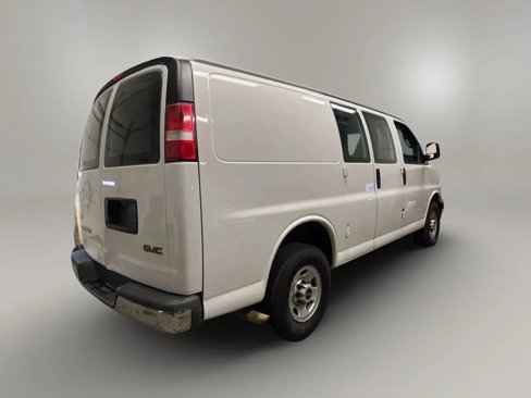 Used 2017 GMC Savana 2500 image 6
