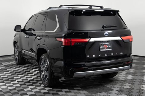 Used 2023 Toyota Sequoia Capstone image 5