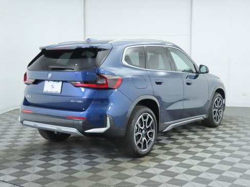 Used 2025 BMW X1 xDrive28i w/ Technology Package image 6