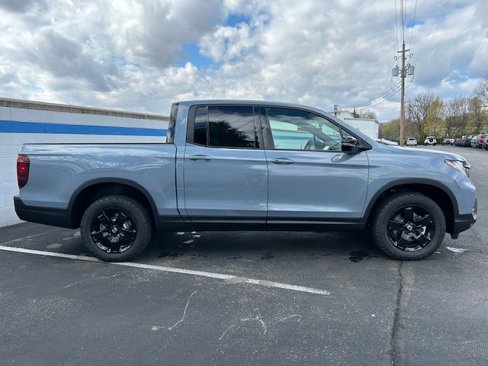 New 2026 Honda Ridgeline Black Edition image 6