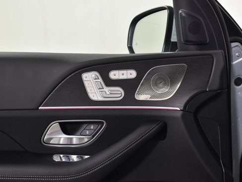 Certified 2024 Mercedes-Benz GLS 450 4MATIC image 15