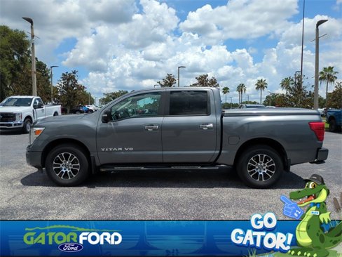 Used 2020 Nissan Titan SV w/ Accessory Utility Package image 8