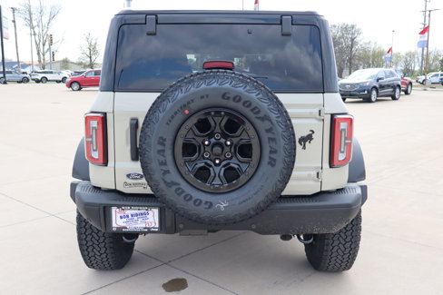 New 2025 Ford Bronco Badlands image 6