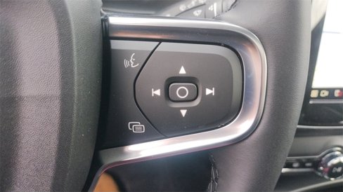 New 2025 Volvo XC40 B5 Ultra w/ Climate Package image 15