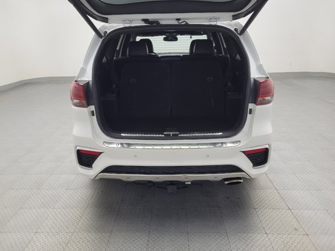 Used 2019 Kia Sorento SX image 29