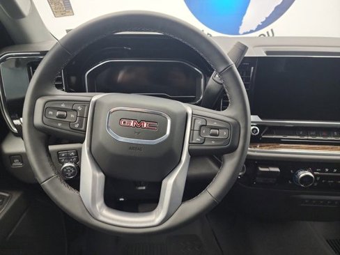 Used 2024 GMC Sierra 3500 SLE w/ SLE Convenience Package image 18
