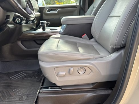 Used 2022 Chevrolet Silverado 1500 LT Trail Boss w/ LT Trail Boss Premium Package image 18
