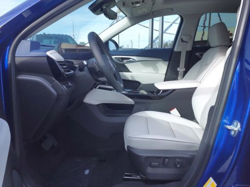 New 2025 Buick Envision Avenir image 13