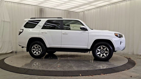 Certified 2024 Toyota 4Runner TRD Off-Road Premium image 6