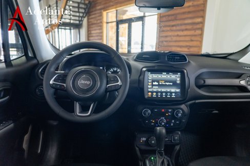 Used 2023 Jeep Renegade Latitude image 14