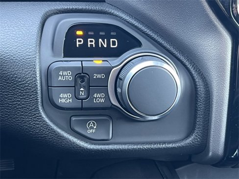 New 2026 RAM 1500 4x4 Crew Cab image 28