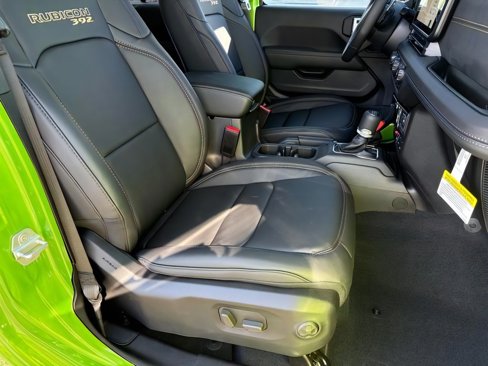 New 2025 Jeep Wrangler Unlimited Rubicon 392 image 28