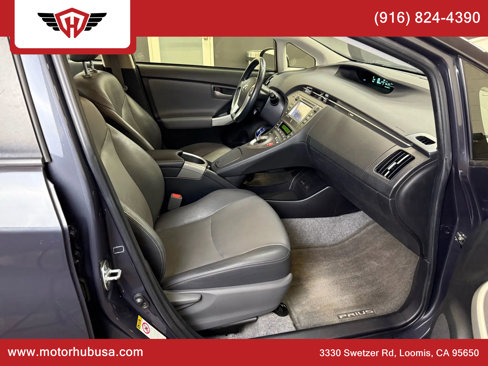 Used 2015 Toyota Prius Five image 50