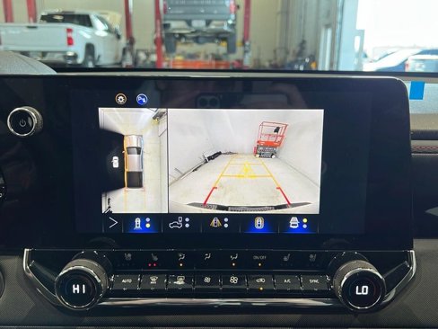 New 2025 Chevrolet Colorado Z71 w/ Technology Package image 25