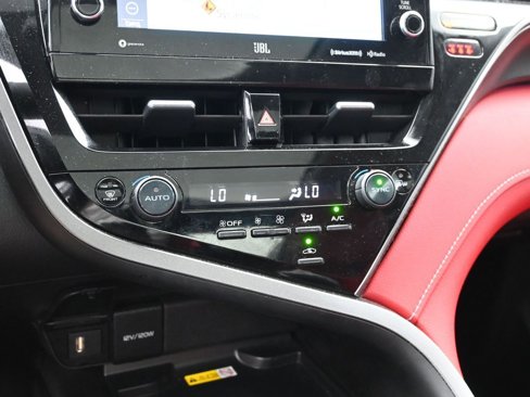 Used 2024 Toyota Camry XSE image 19